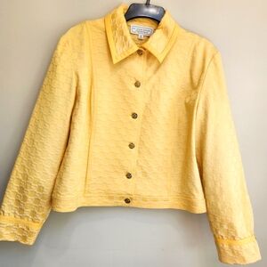 HOLIDAY SALE St John Yellow Jacket size S. Side Packets. Made in USA.